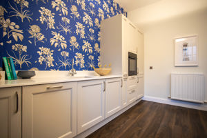 Mineral Collection Kitchen 3 18 Image