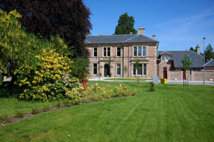 27526 Drummond Hill 0012 Image